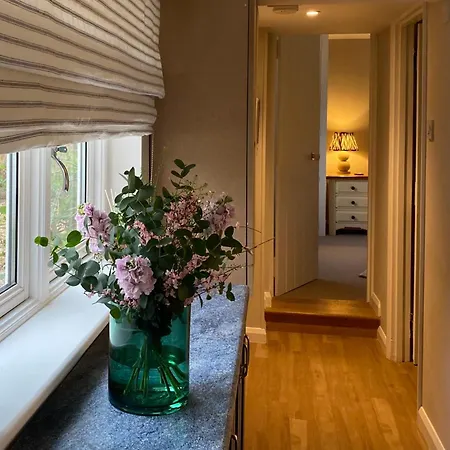 Beautifully Appointed One-Bedroom Cottage Shepreth Exterior photo